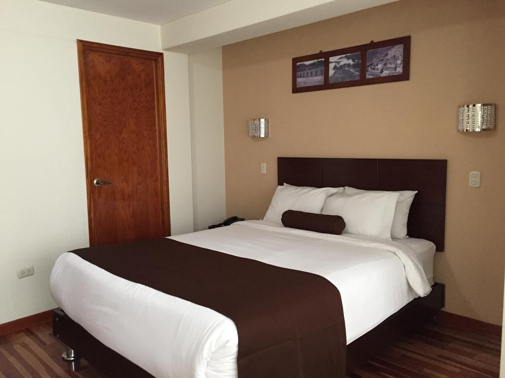 Kapac Hotel 2*