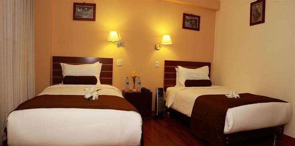 Hotel Kapac 2*